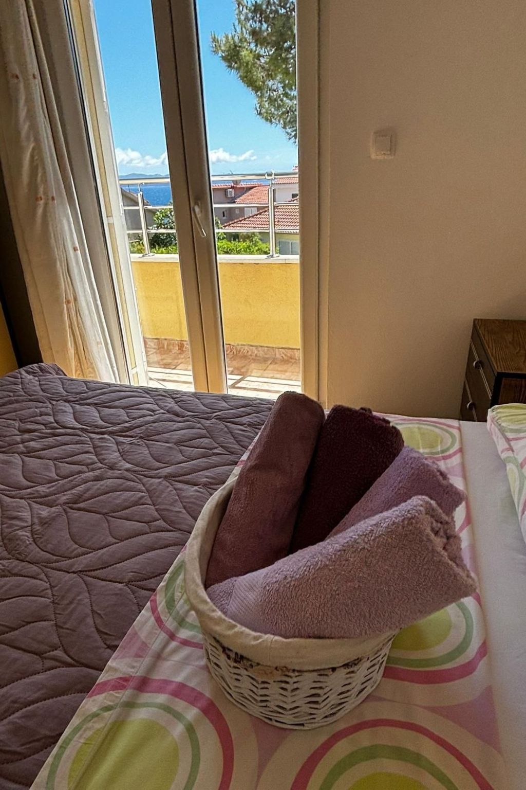 "Lile" mit Blick auf das Wasser-Dedans