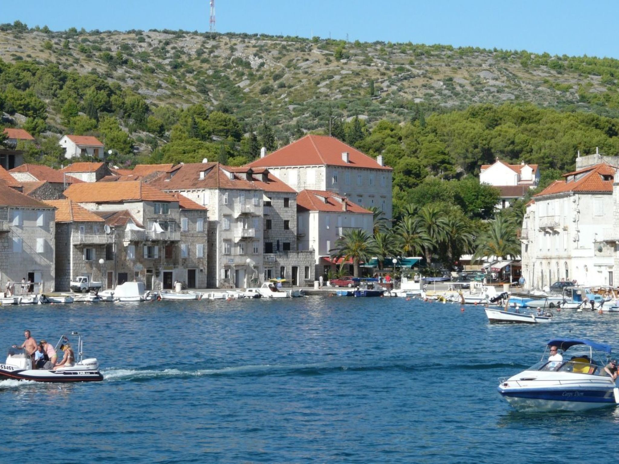 Für 4 Personen ca. 60 m² in Milna auf Brac, Adriaküste Kroatien (Kroatisch-Dedans