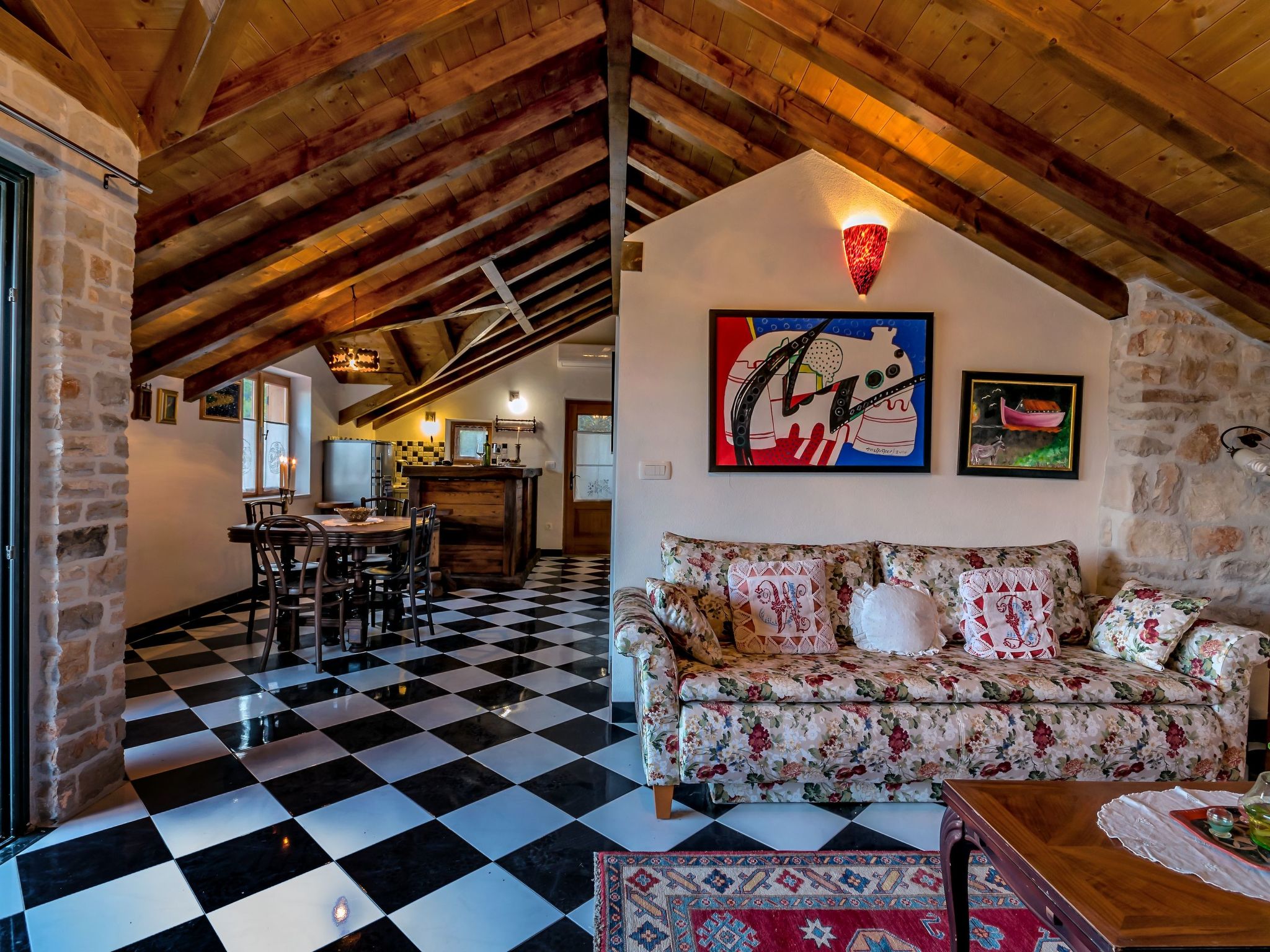 Hidden Heaven Private Resort - Beheizter Pool-Dedans