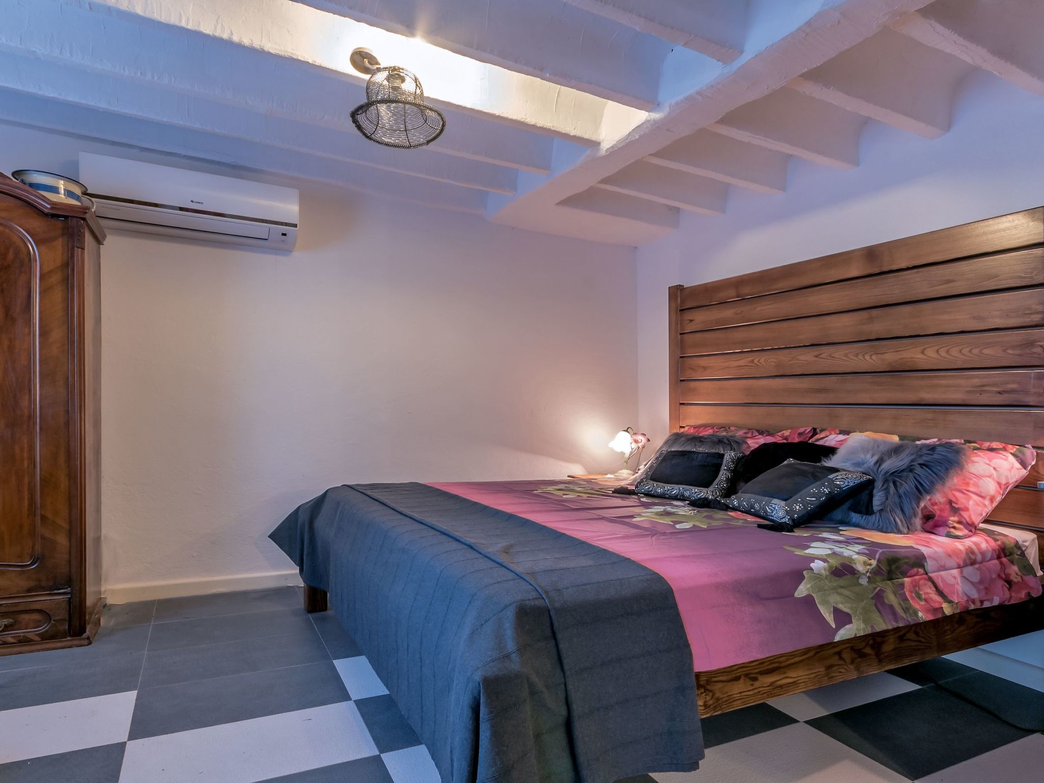 Hidden Heaven Private Resort - Beheizter Pool-Dedans