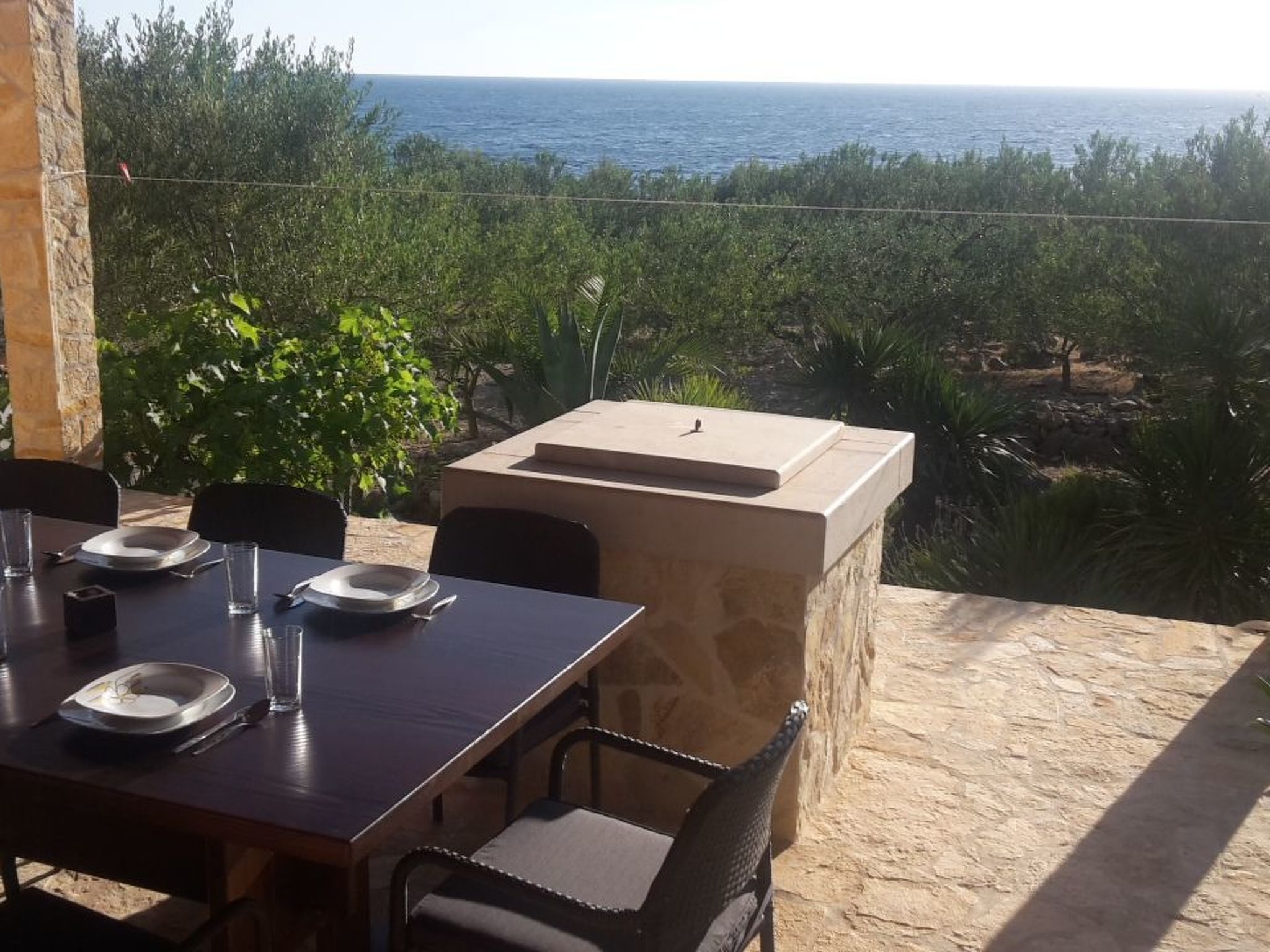 Für 4 Personen  + 6 Kinder ca. 144 m&sup2; in Milna auf Brac, Adriaküste Kroati-Image-tags.info