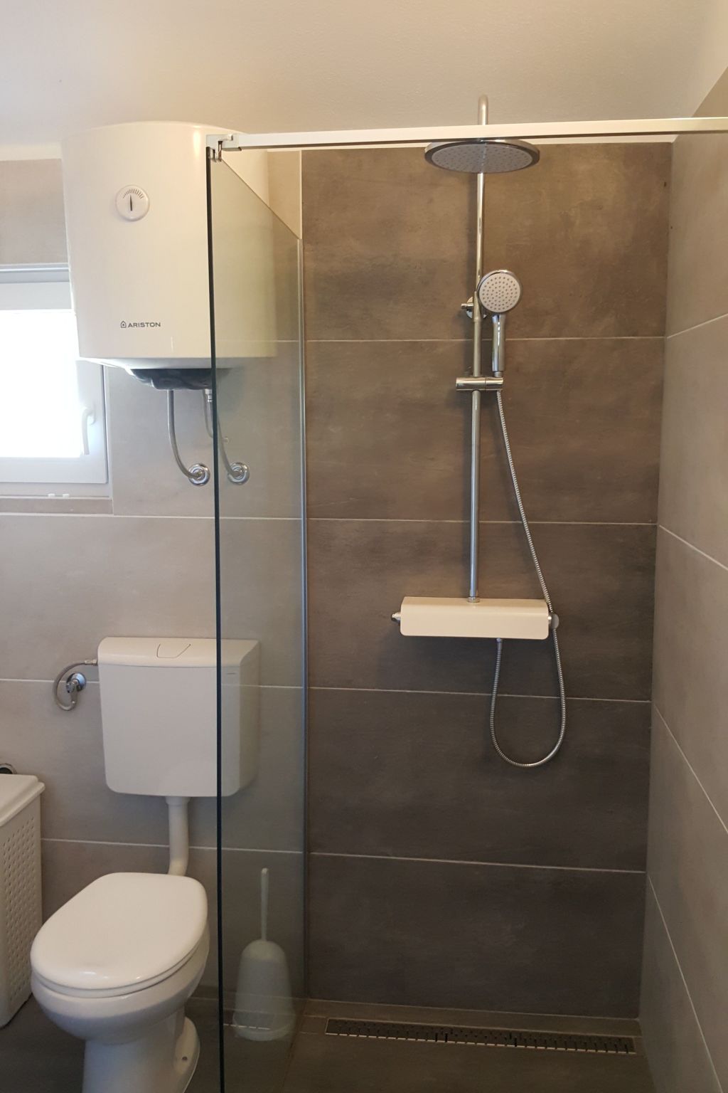 Für 4 Personen  + 6 Kinder ca. 144 m&sup2; in Milna auf Brac, Adriaküste Kroati-Image-tags.info