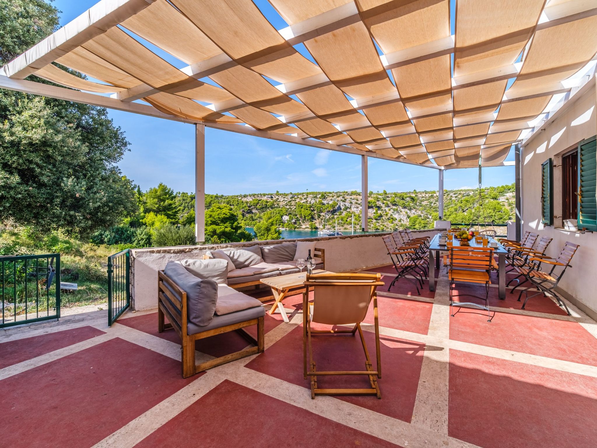 Villa Tudor mit atemberaubender Aussicht-Binnen