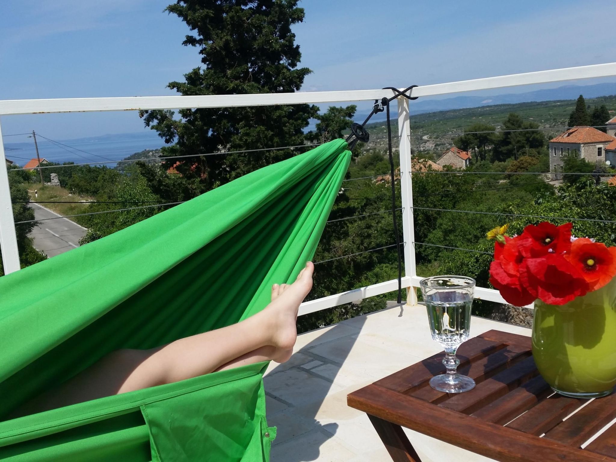 Charmantes Steinhaus mit Pool und Panoramablick-Binnen