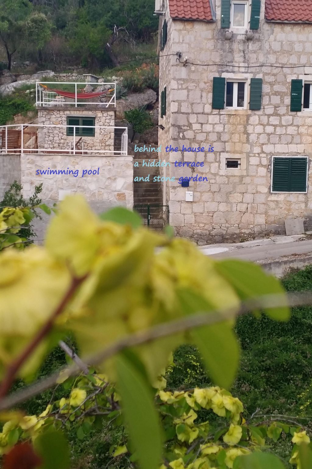Charmantes Steinhaus mit Pool und Panoramablick-Binnen