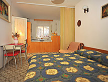 Appartement Mirta: Knus verblijf op 25 meter van het strand in Sutivan - thumbnail 6