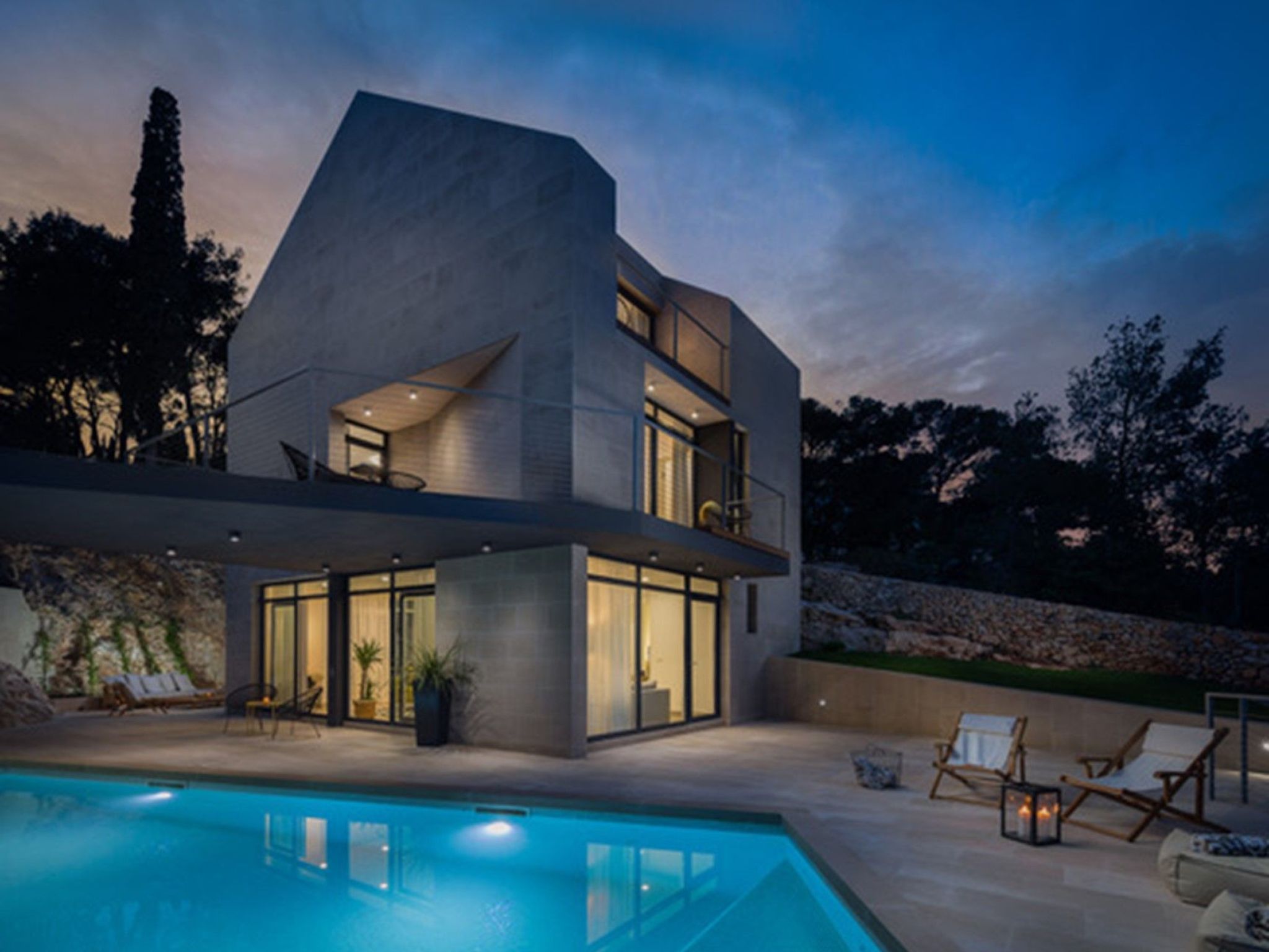 Semper Vivum Villa-Inside