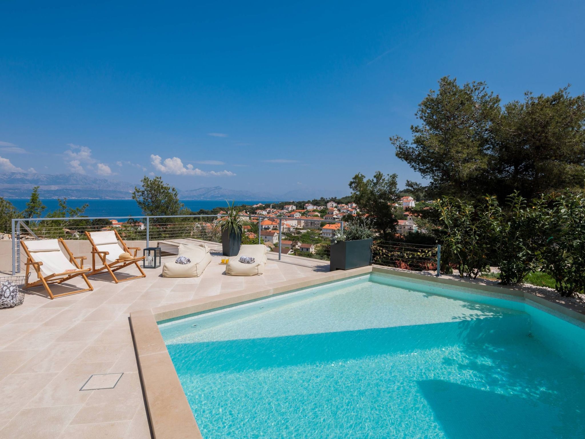 Semper Vivum Villa-Inside