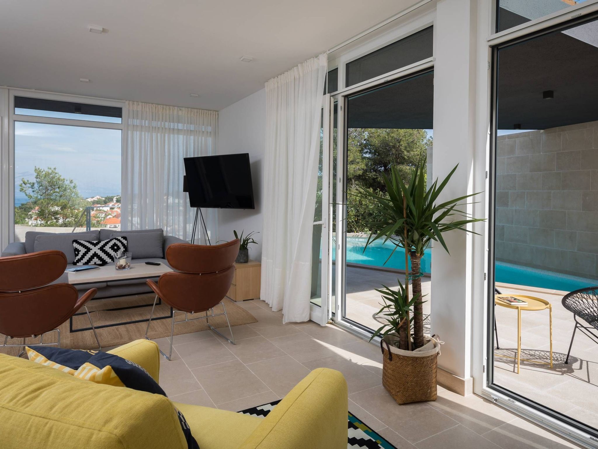 Semper Vivum Villa-Inside