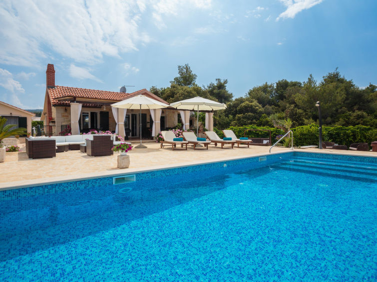 Villa Mutnik Accommodation in Brac Island