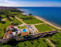 Villa Mis: Luxe vrijstaande villa met privé verwarmd zwembad vlakbij het strand in Supetar - thumbnail 2