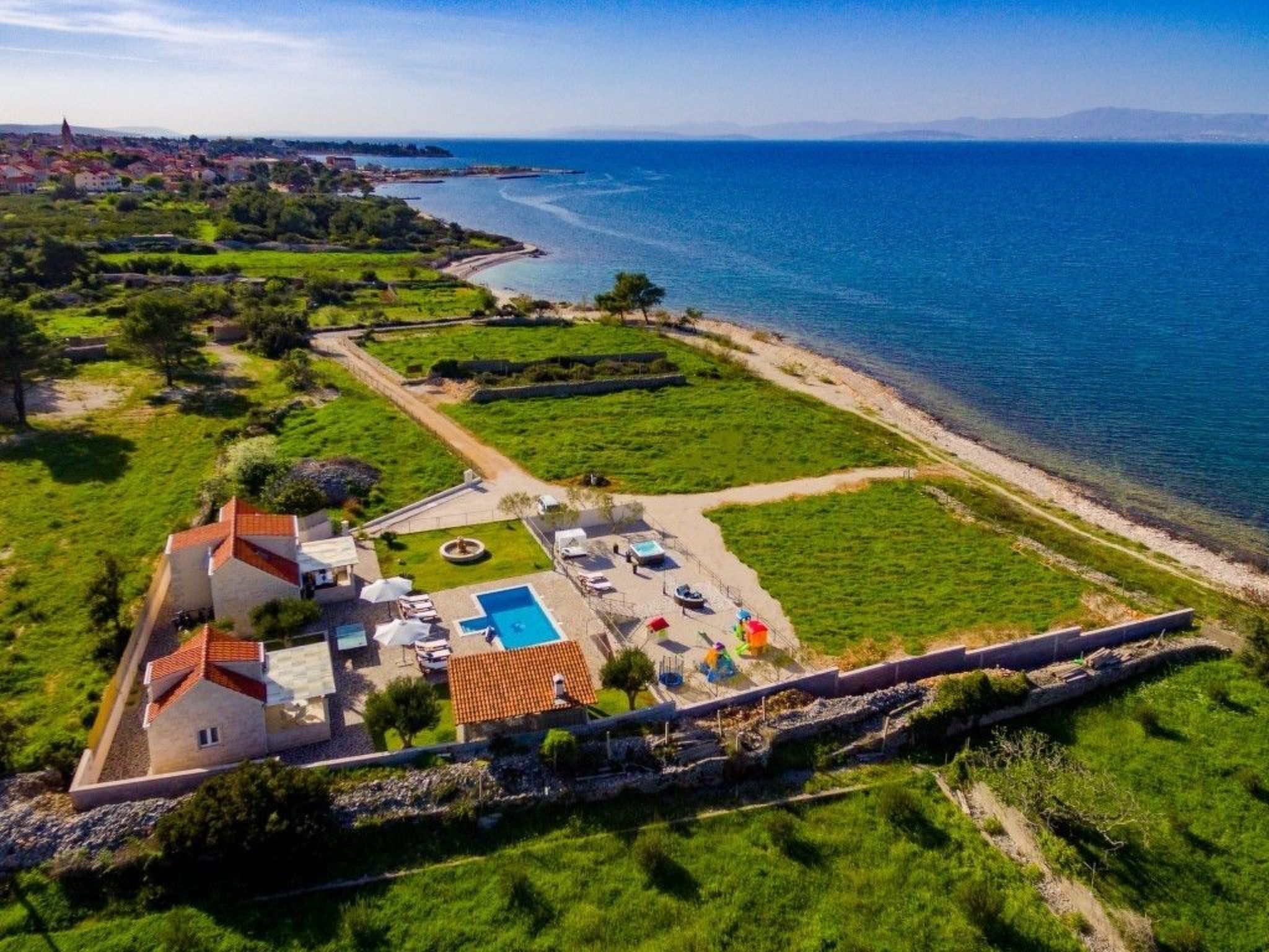 Villa Mis, Haus in Supetar mit privatem Pool-Inside