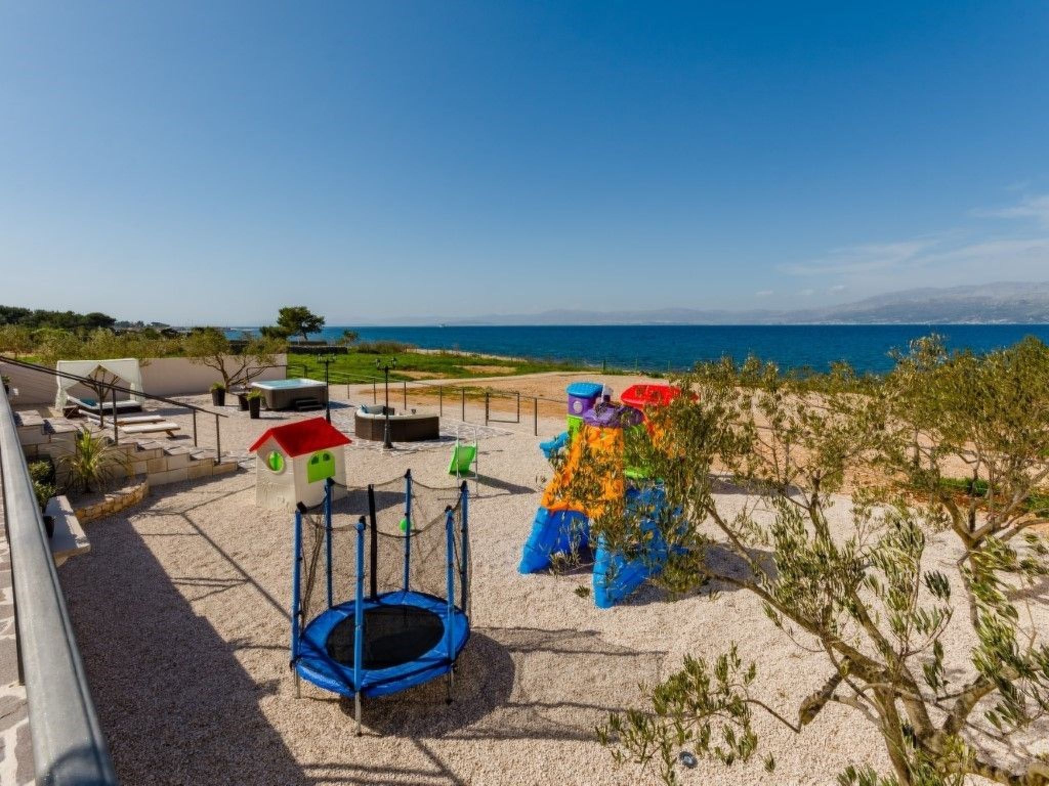 Villa Mis, Haus in Supetar mit privatem Pool-Inside