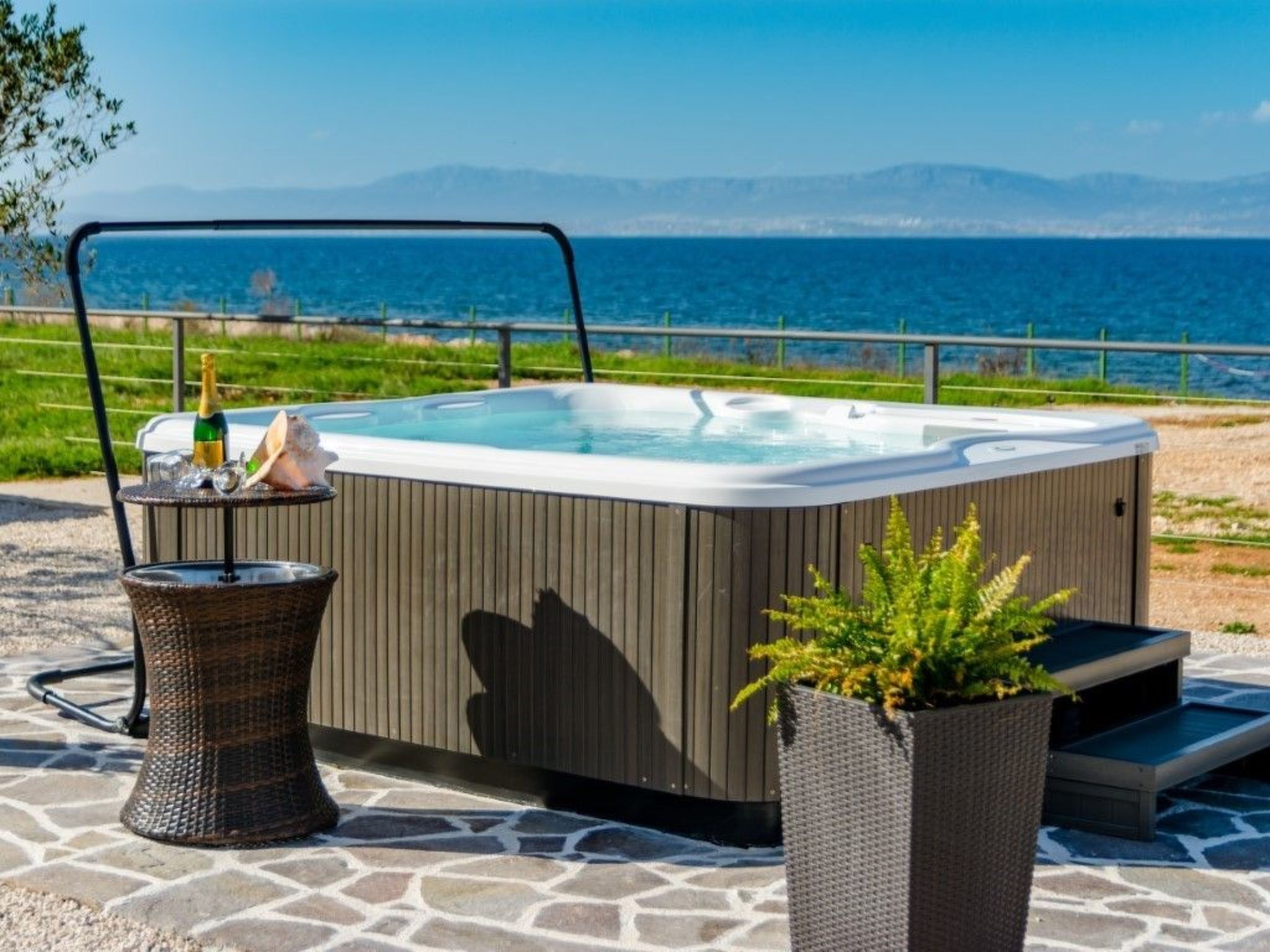 Villa Mis, Haus in Supetar mit privatem Pool-Inside