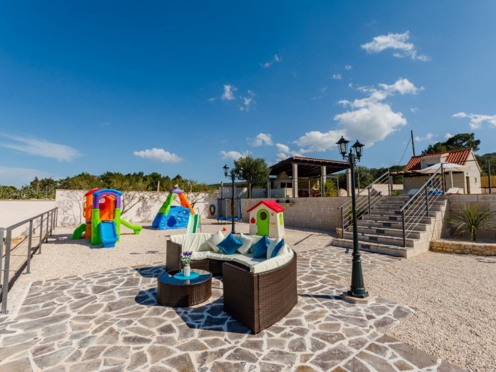 Villa Mis, Haus in Supetar mit privatem Pool-Inside