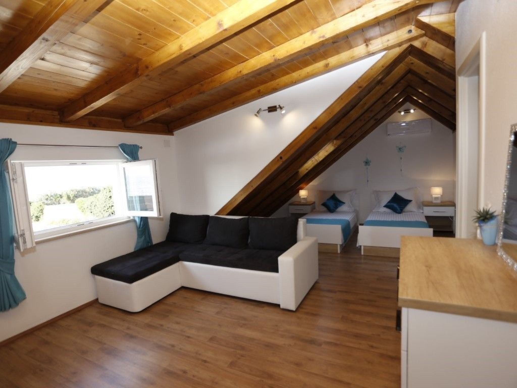 Villa Mis, Haus in Supetar mit privatem Pool-Inside