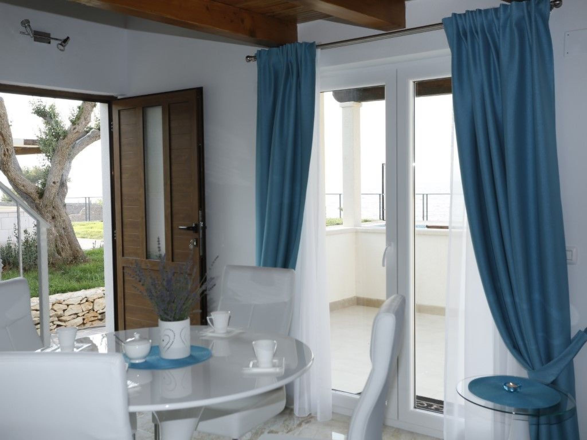 Villa Mis, Haus in Supetar mit privatem Pool-Inside