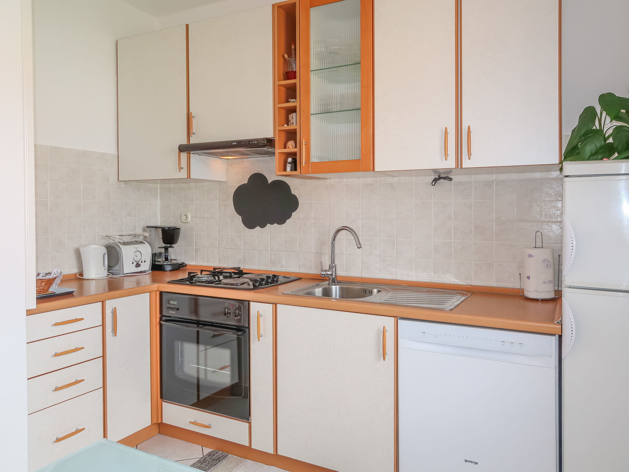 Appartement Ana – Cuisine et coin repas, photo 5 sur 26