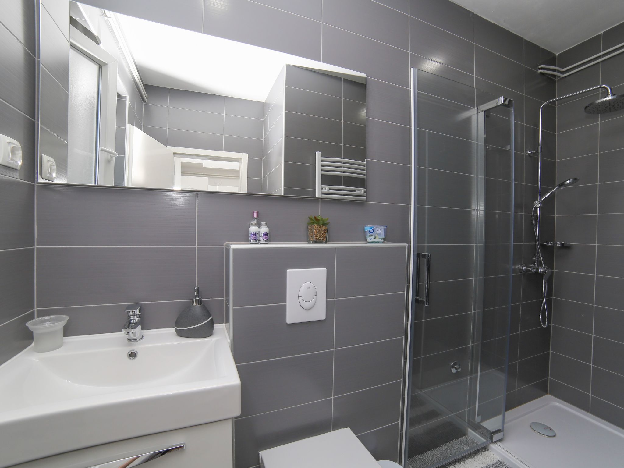 Komplett ausgestattete Wohnung für 7 Personen-Inside