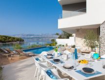 Villa Zastup: Luxe aan Zee met Verwarmd Zwembad op Brač - thumbnail 3