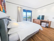Villa Aloa III: Luxe vakantiehuis aan zee op Brač met privézwembad - thumbnail 5