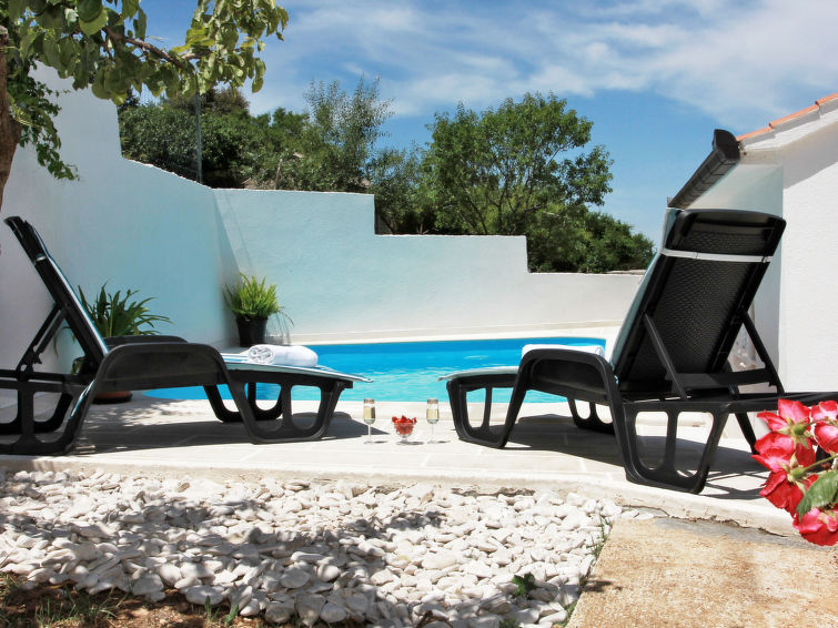 Search and Stay destination Nerežišća, Splitsko-dalmatinska županija - Croatia from AU$ 203. Edo (BRC601)