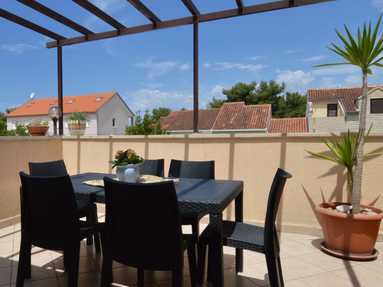 Search and Stay destination Mirca, Splitsko-dalmatinska županija - Croatia from AU$ 134. Mira