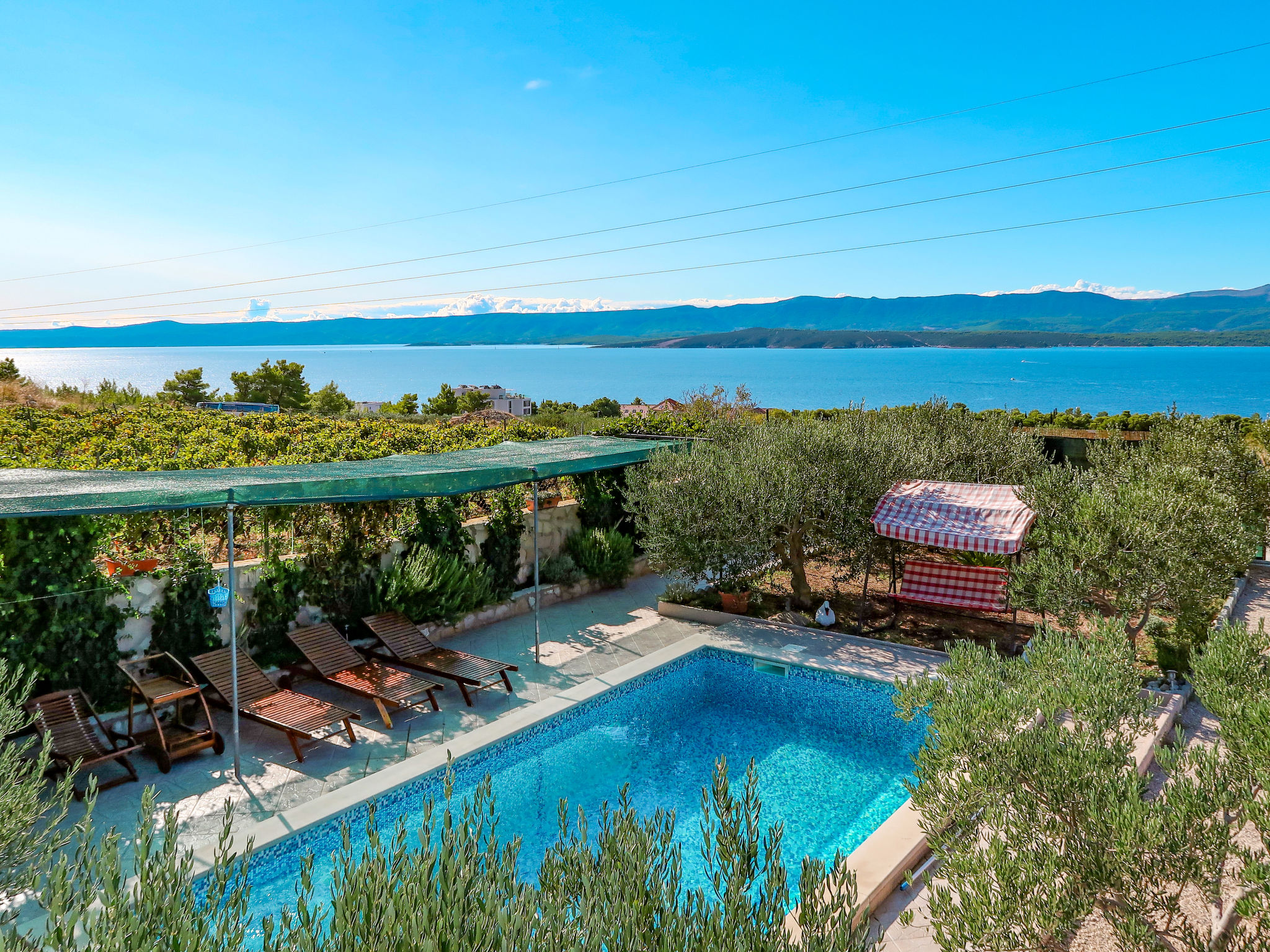 Lucije Accommodation in Brac Island