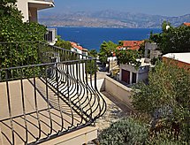 Villa Bay View: Luxe villa aan zee met panoramisch uitzicht op Brač - thumbnail 4