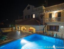 Ferienvilla in ruhiger Lage mit Pool