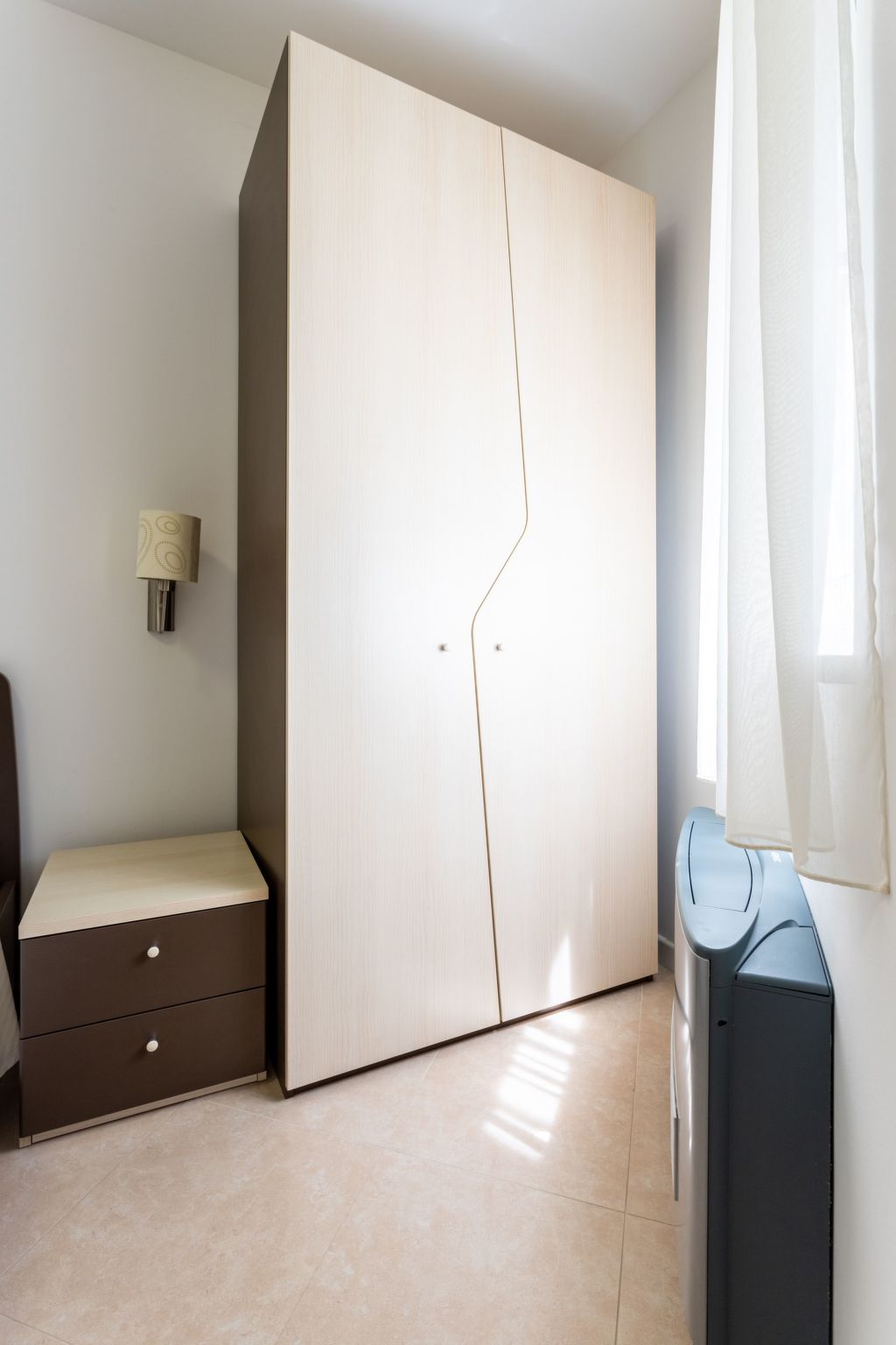 Große Ferienwohnung mit Pool, Garten und Terrasse-Dedans