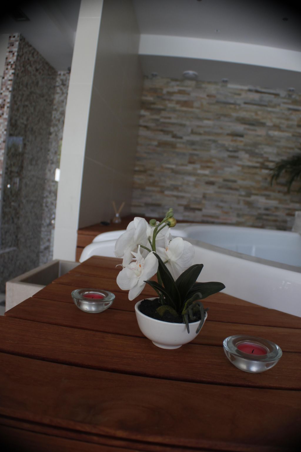 Helle Studio-Ferienwohnung mit Sonnenbalkon-Dedans