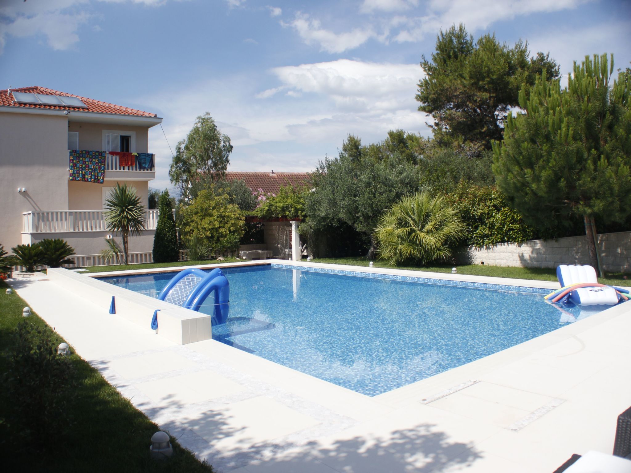 Geräumige Wohnung mit Meerblick vom Sonnenbalkon-Dedans