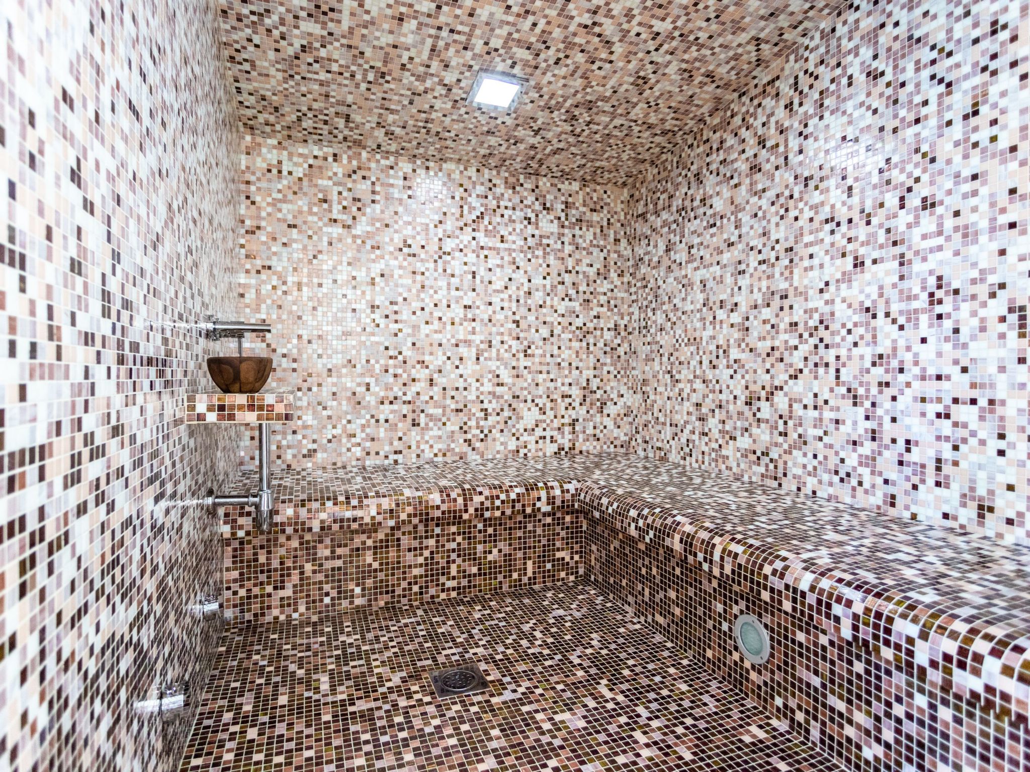 Geräumige Wohnung mit Meerblick vom Sonnenbalkon-Dedans