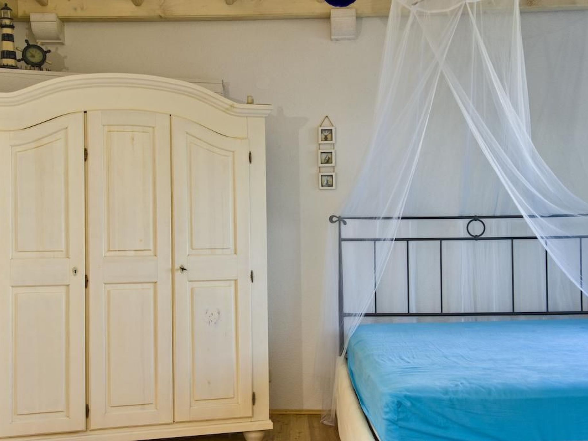 Romantisches traditionelles Natursteinhaus in erster Reihe zum Strand - Robinso-Dedans