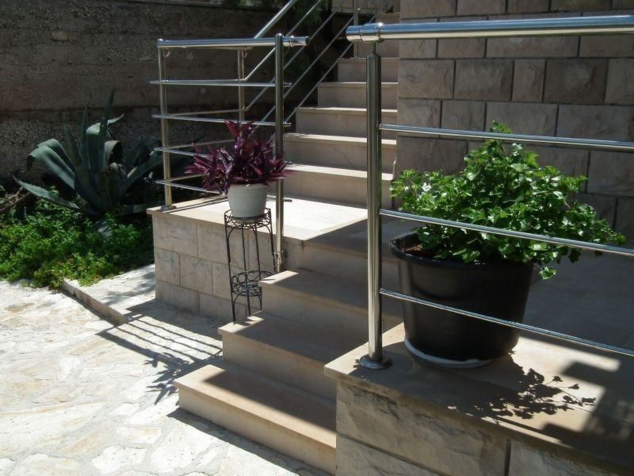 "Sofija" mit Whirlpool-Image-tags.info