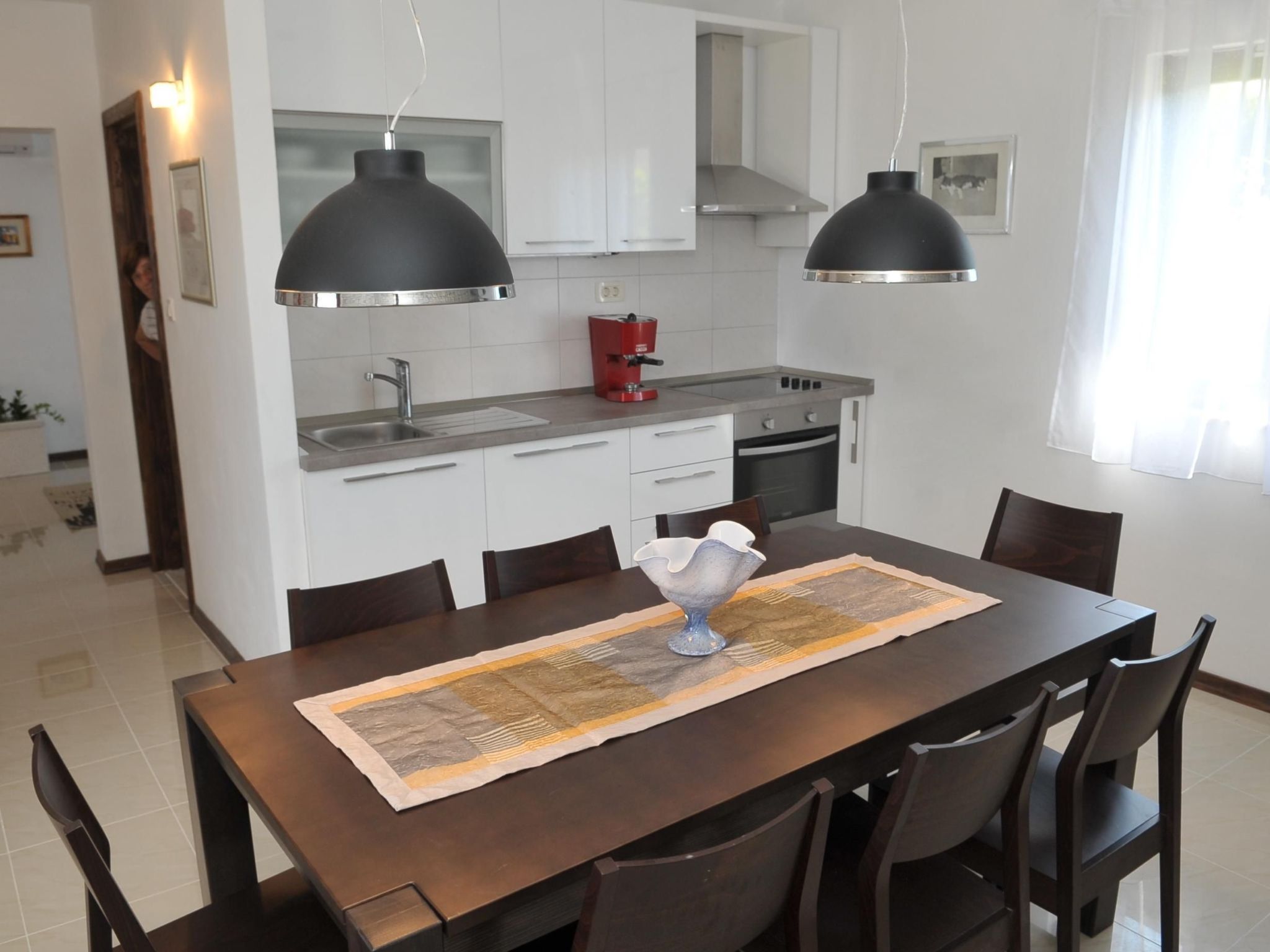 "Sofija" mit Whirlpool-Image-tags.info