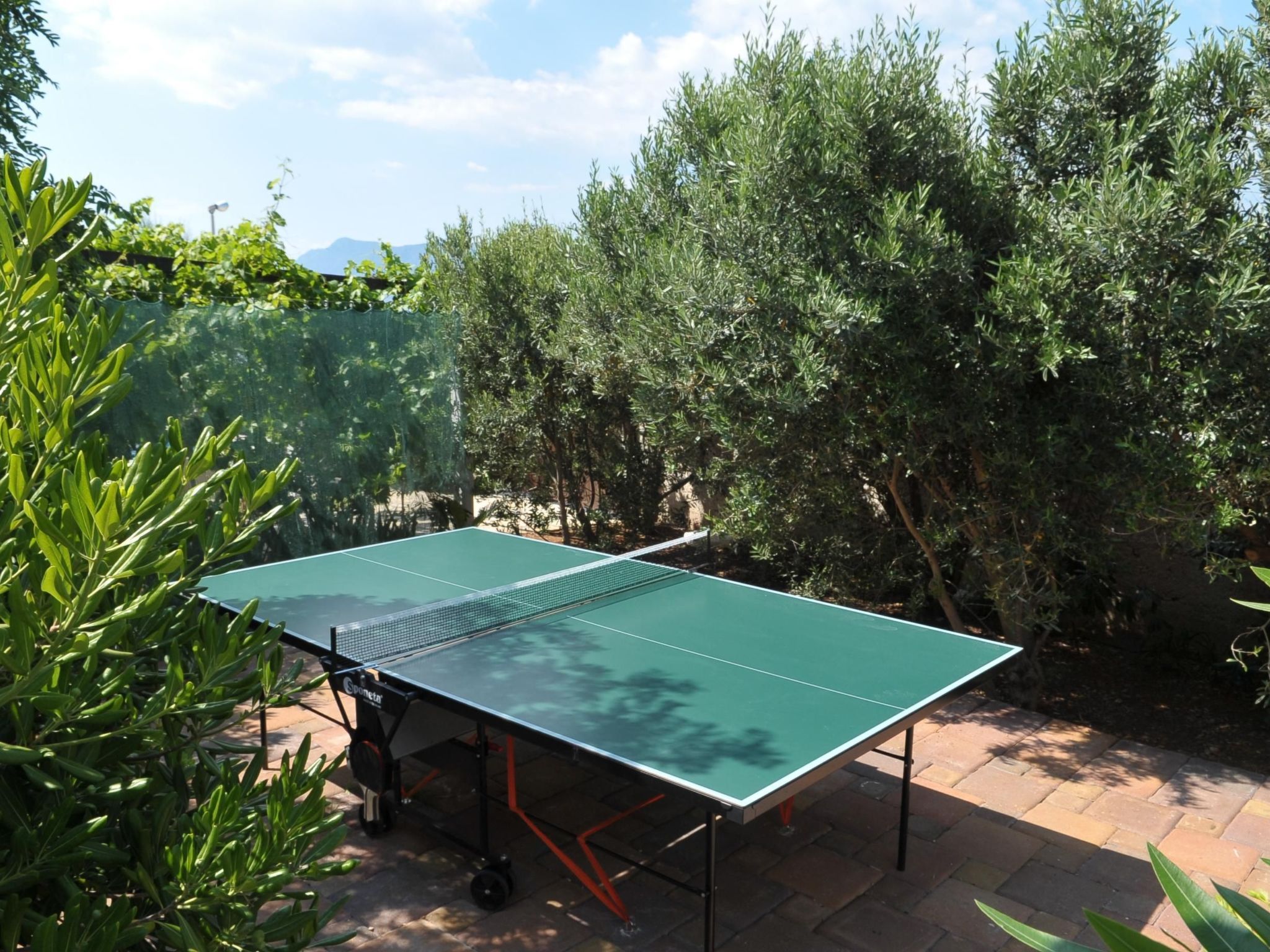 "Sofija" mit Whirlpool-Image-tags.info