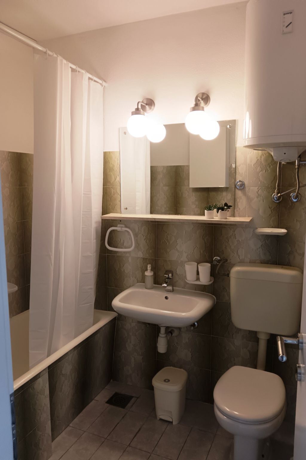 "Appartement "Ana""-Drinnen