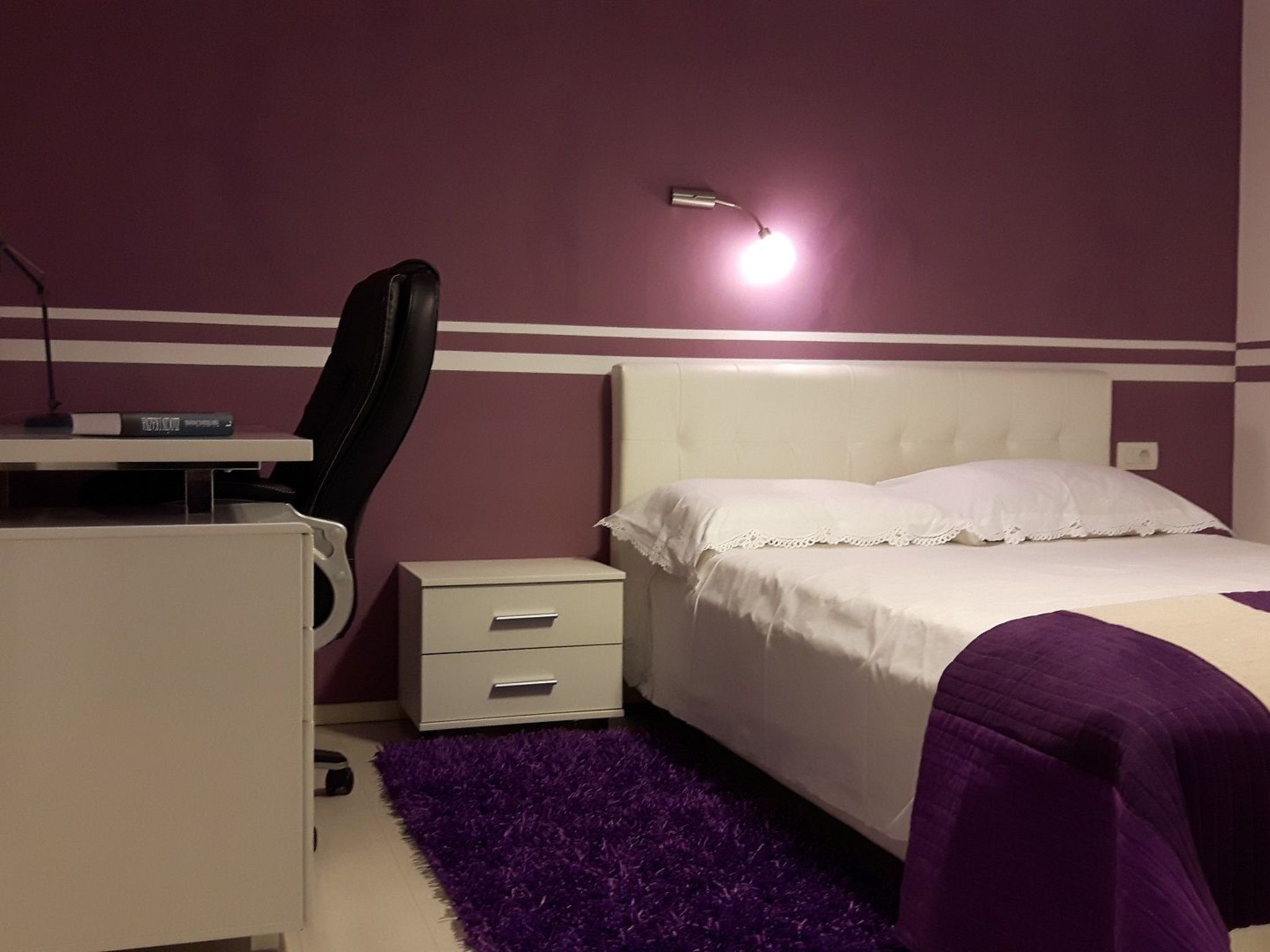 Komfortables Haus in Selca mit privatem Parkplatz-Drinnen