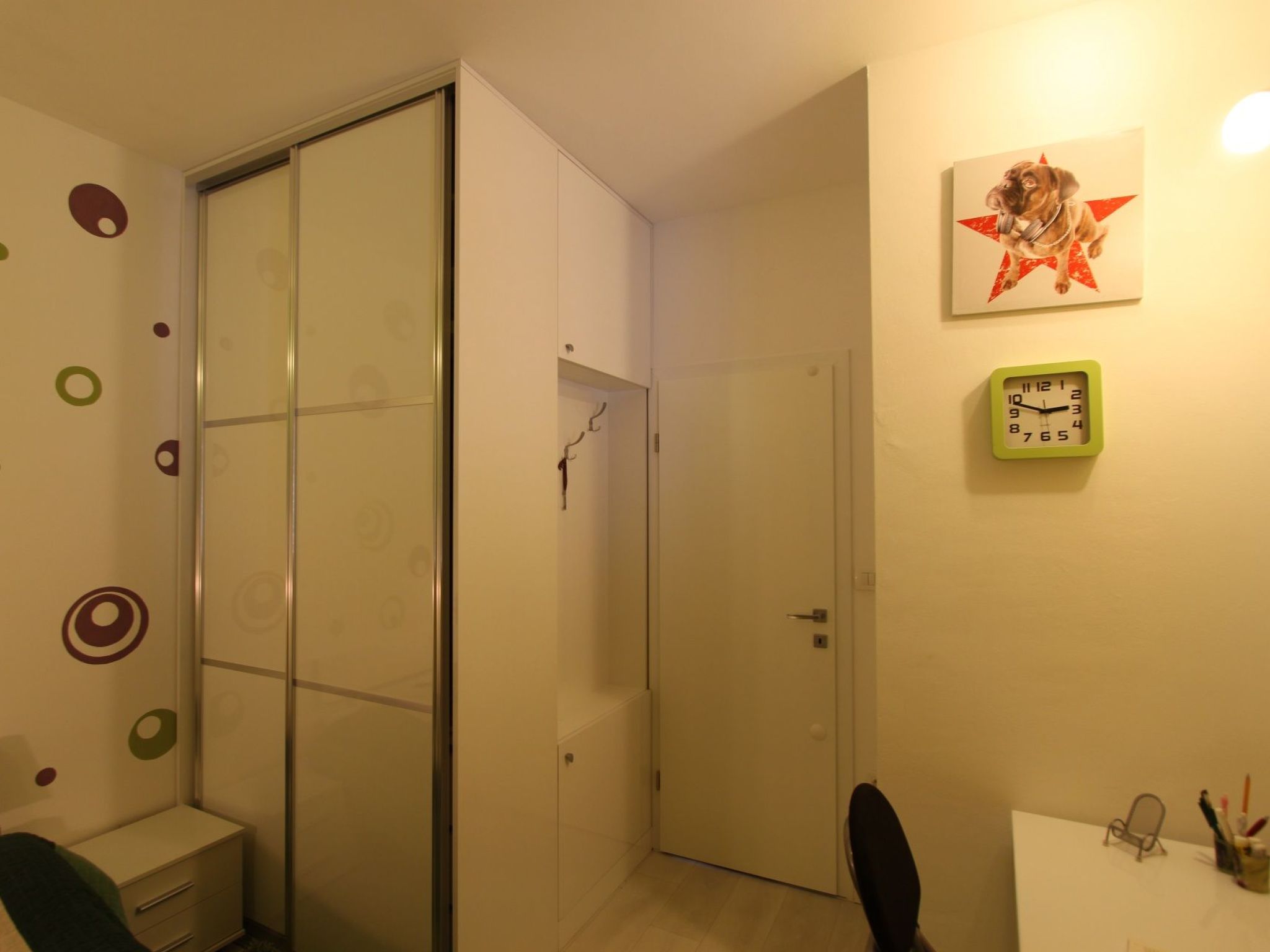 Komfortables Haus in Selca mit privatem Parkplatz-Drinnen