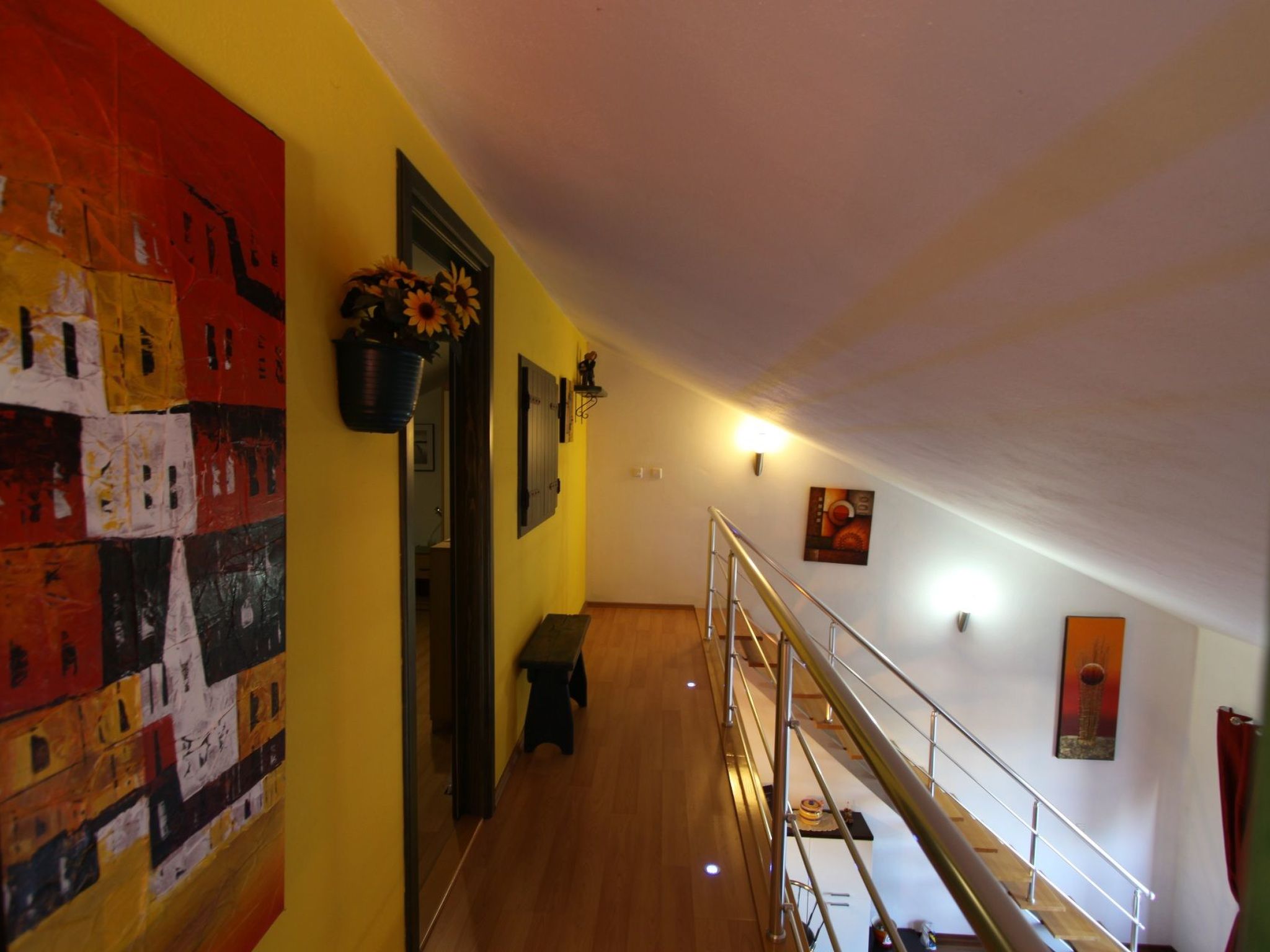 Komfortables Haus in Selca mit privatem Parkplatz-Drinnen