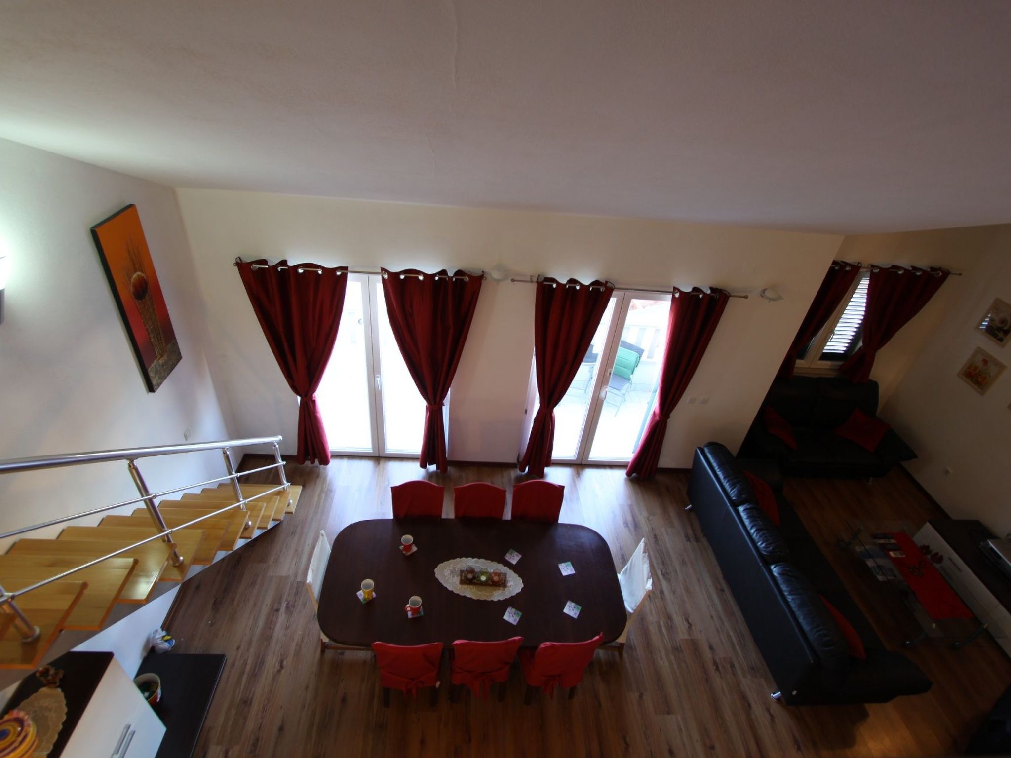 Komfortables Haus in Selca mit privatem Parkplatz-Drinnen