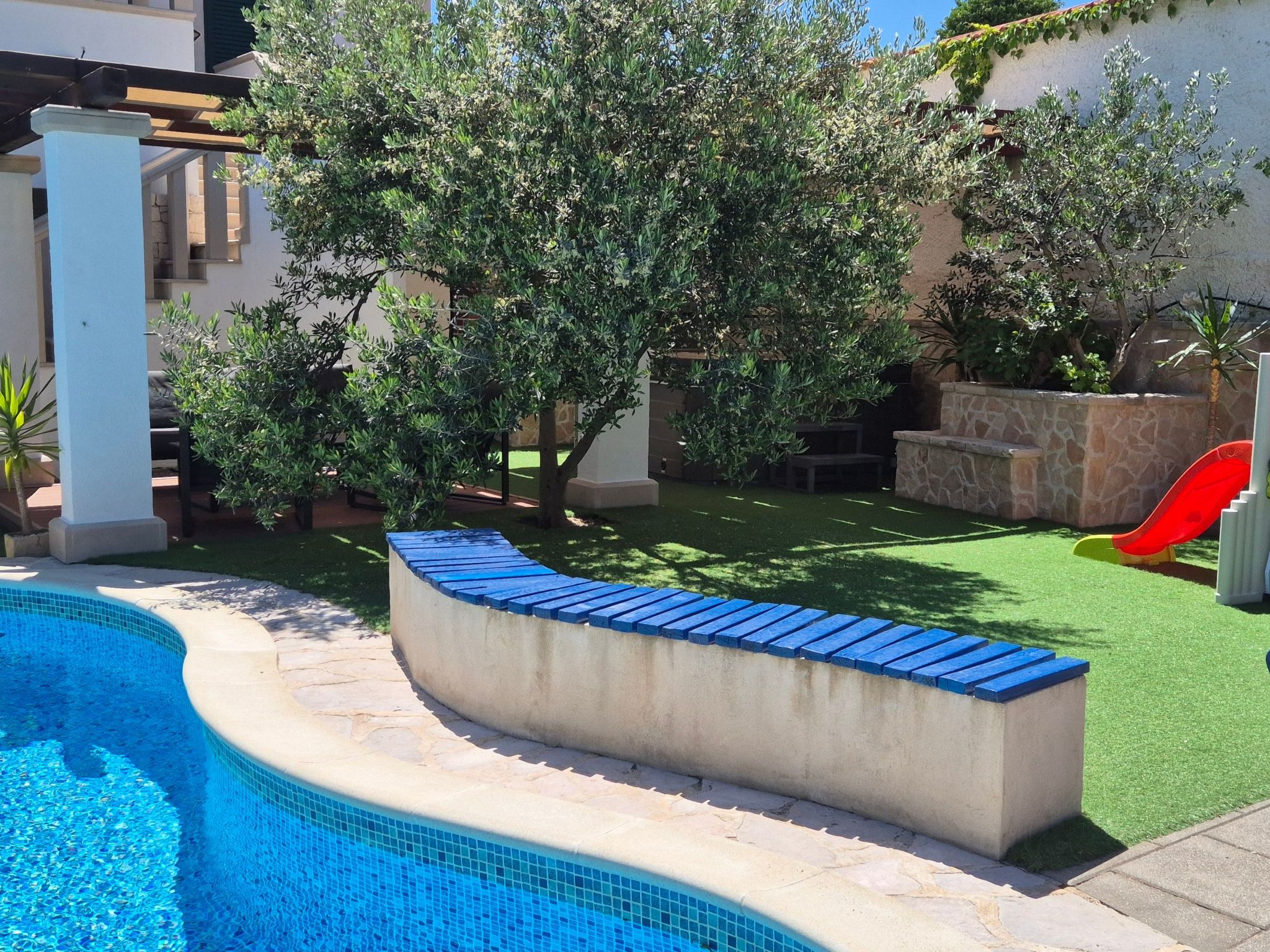 Komfortables Haus in Selca mit privatem Parkplatz-Drinnen