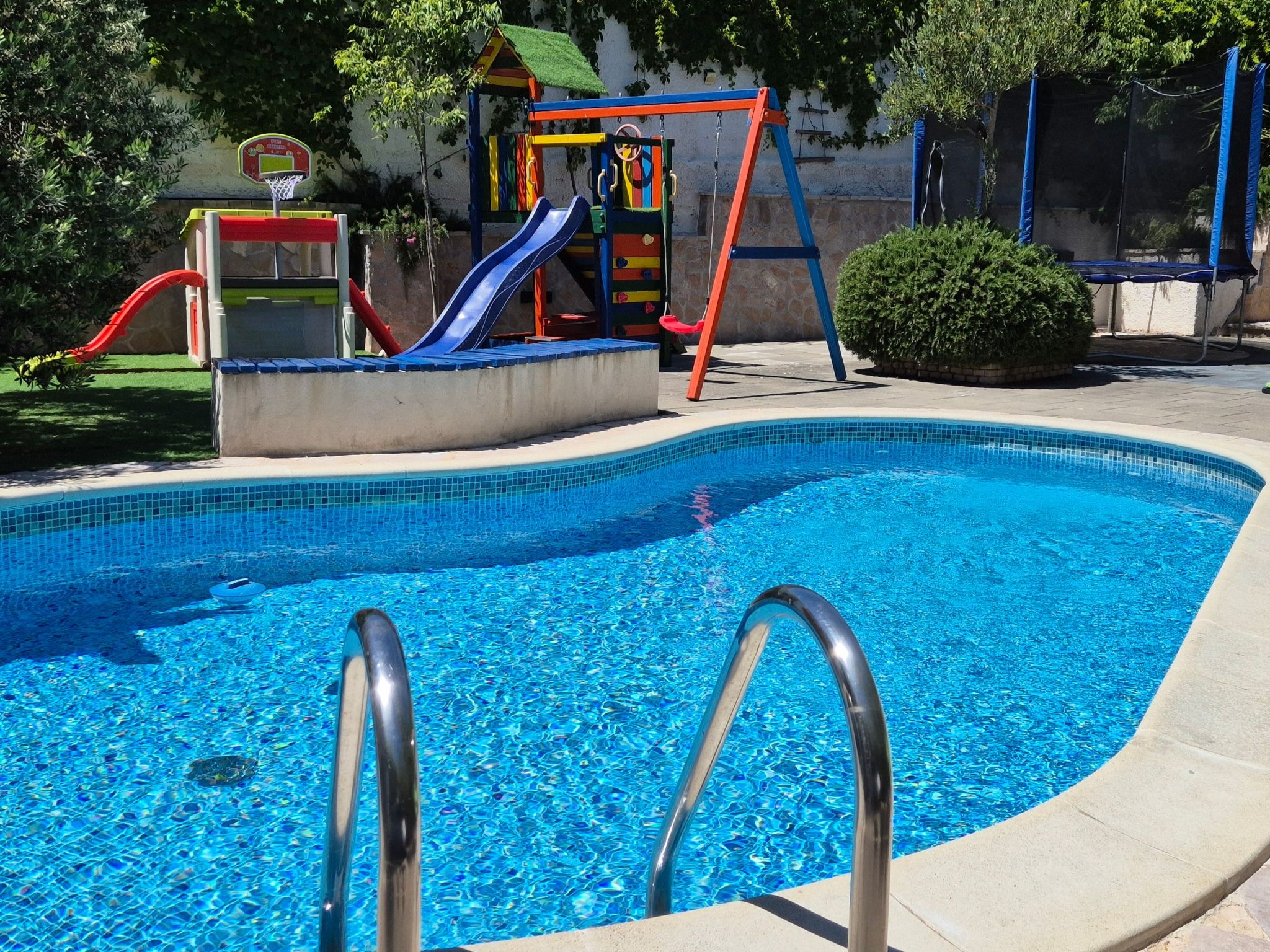 Komfortables Haus in Selca mit privatem Parkplatz-Drinnen