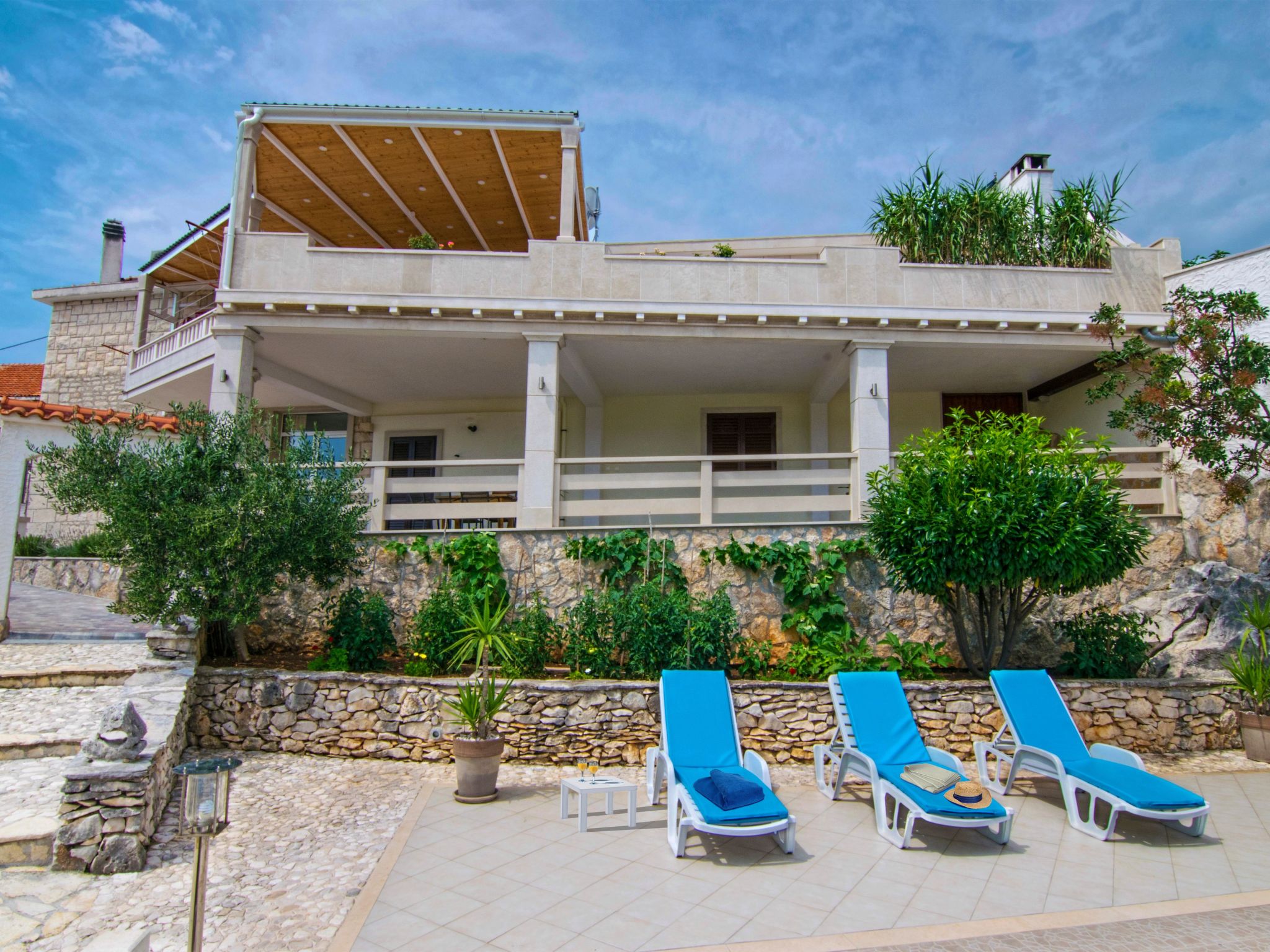 Ferienvilla "Lucian" mit Blick auf das Wasser-Drinnen
