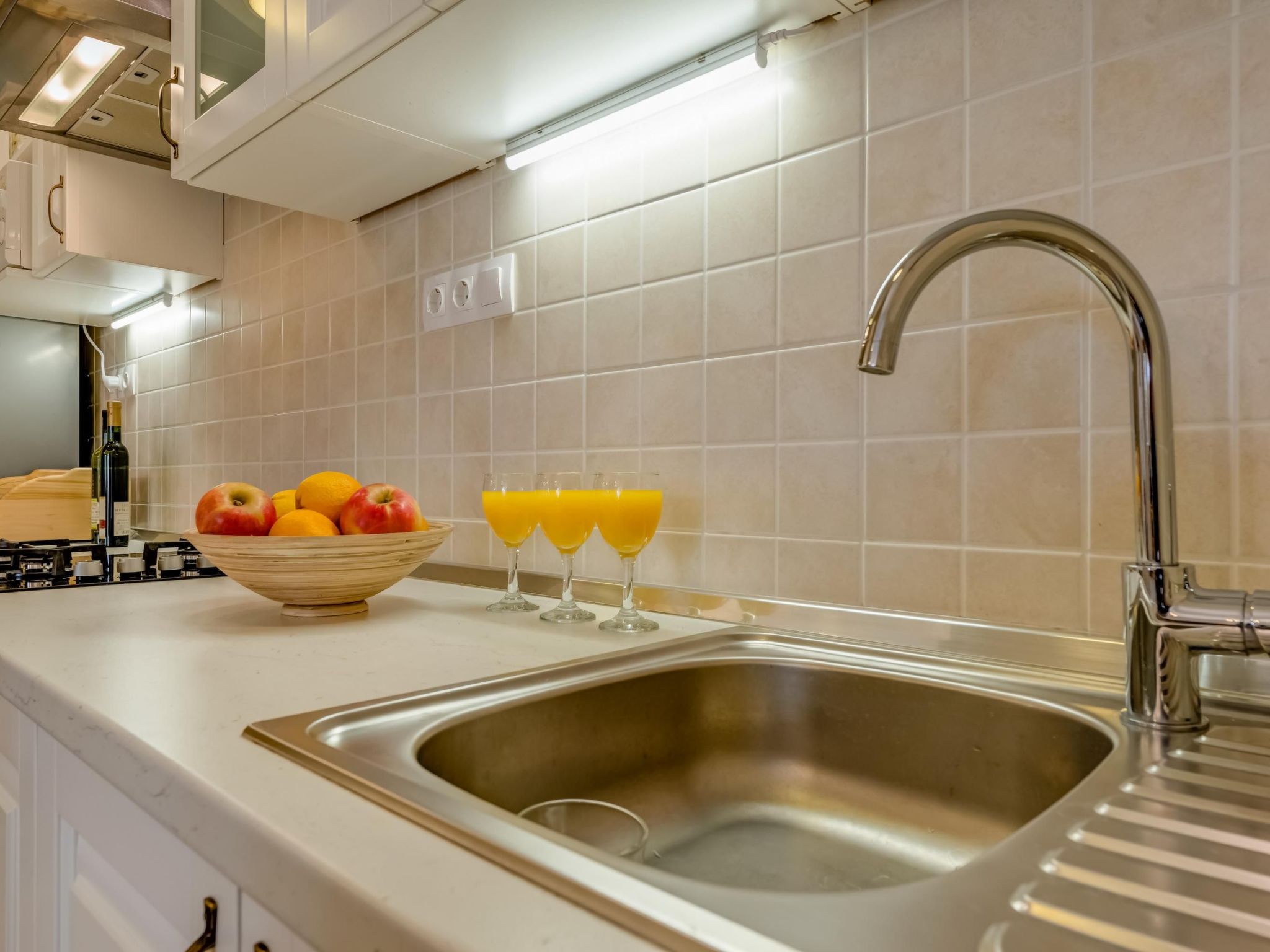 Ferienvilla "Lucian" mit Blick auf das Wasser-Drinnen