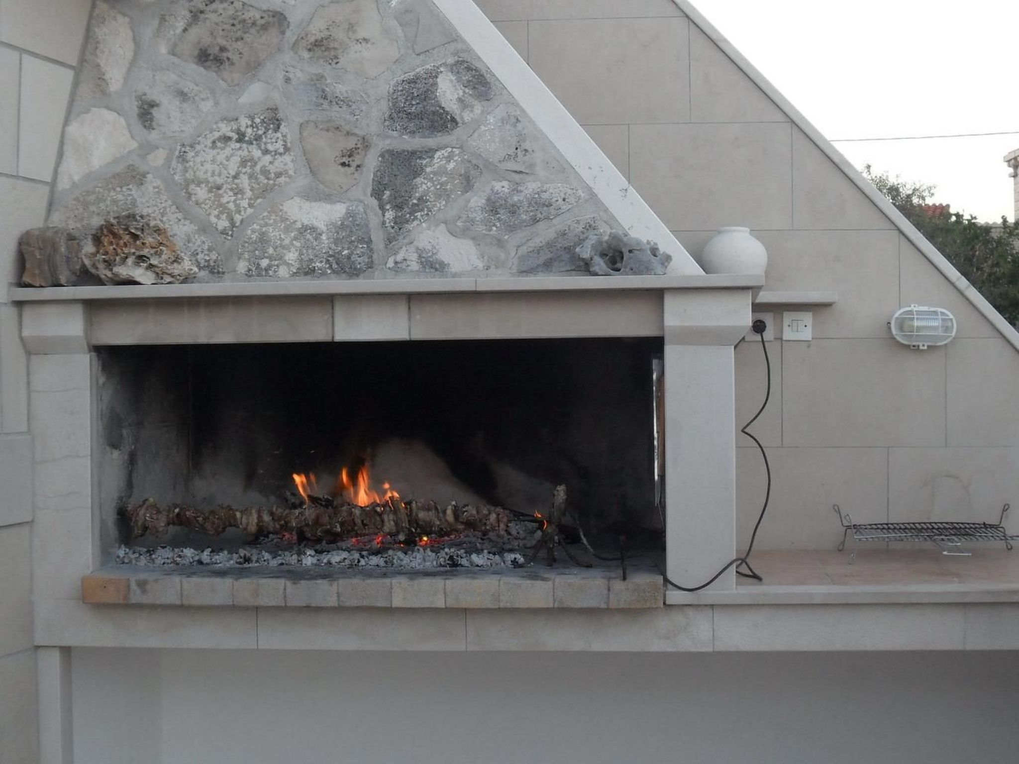 Ferienvilla "Lucian" mit Blick auf das Wasser-Drinnen