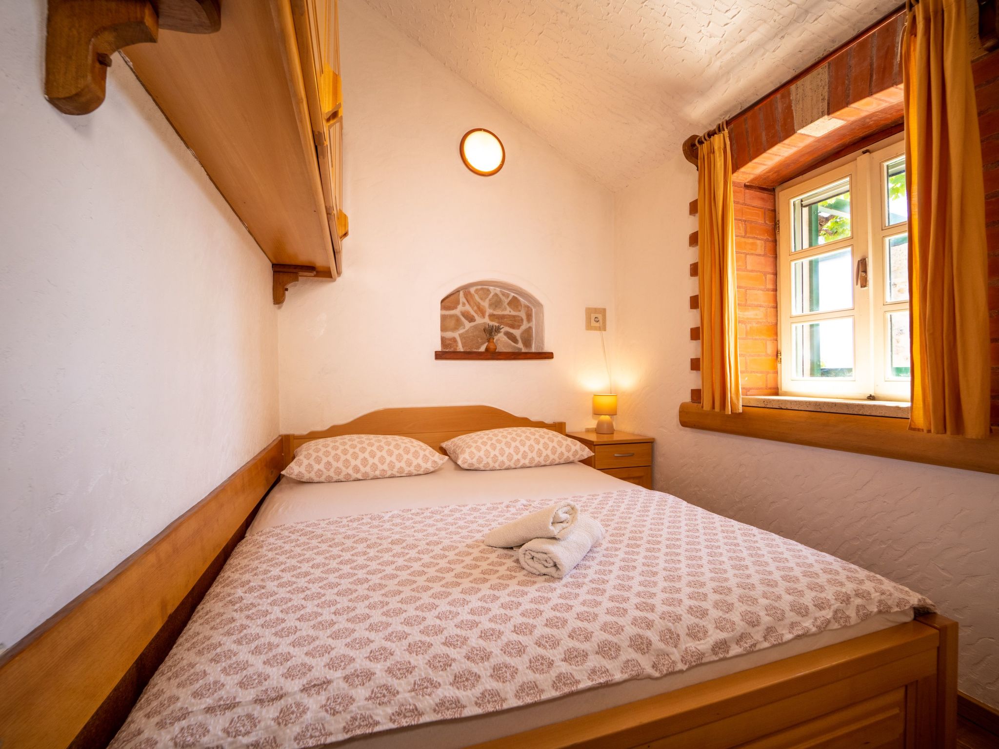 Ranch Visoka in Selca mit Panoramablick aufs Meer-Drinnen