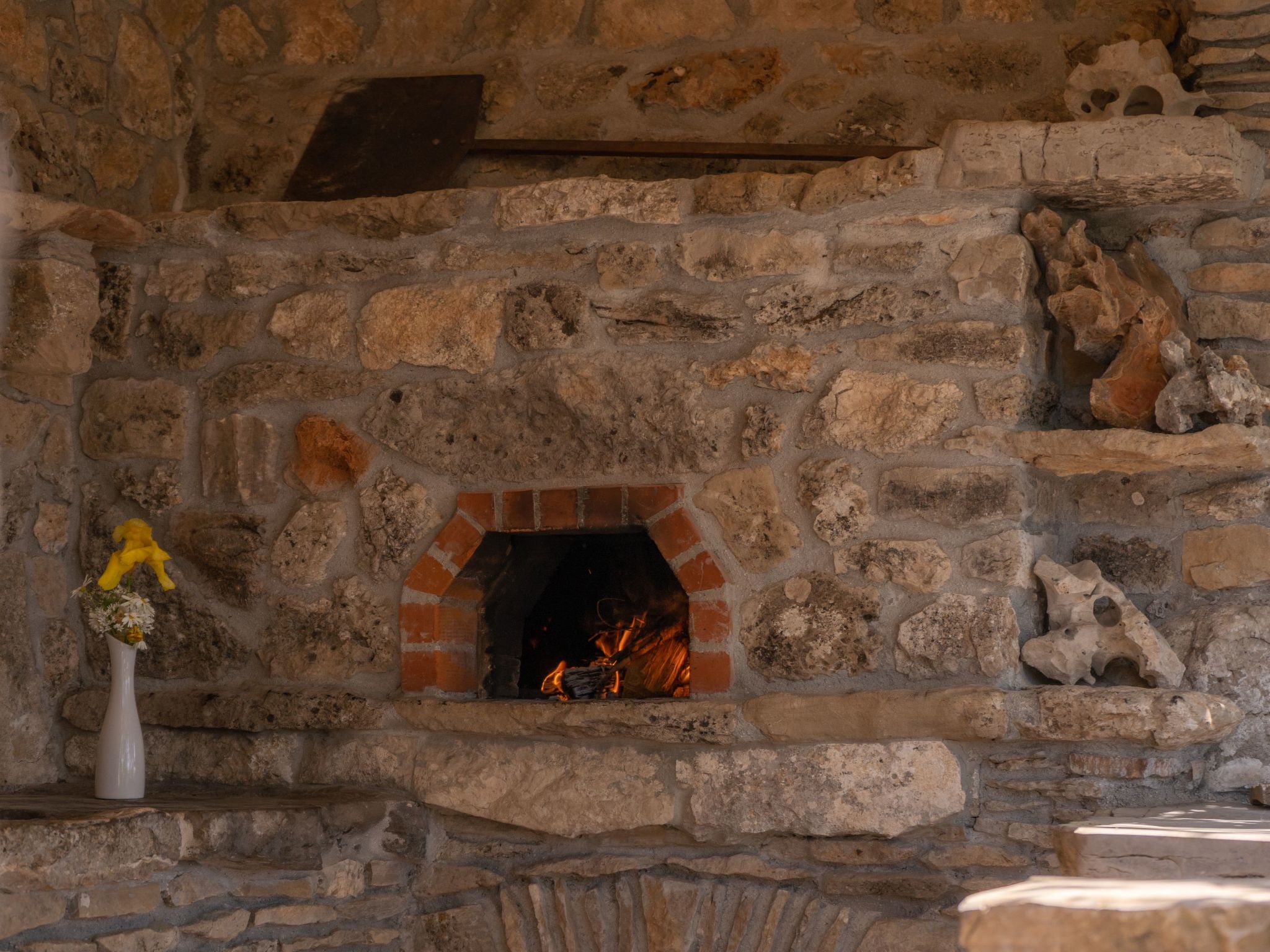 Ranch Visoka in Selca mit Panoramablick aufs Meer-Drinnen